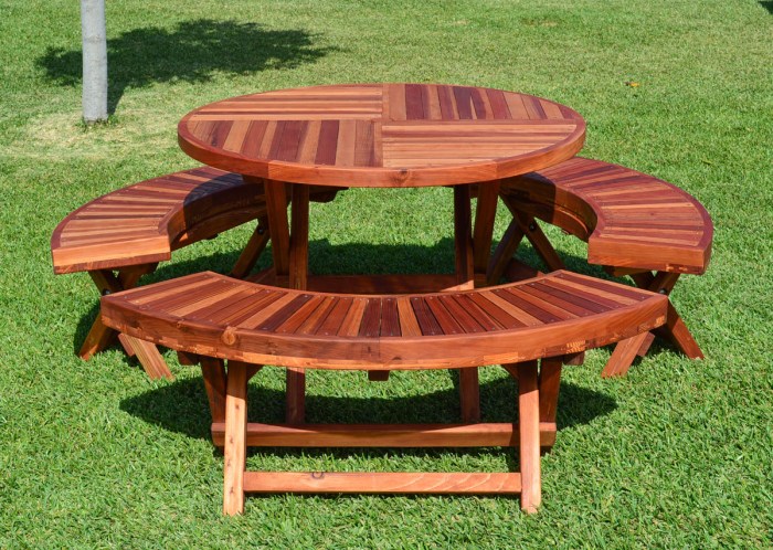 TEAK Outdoor Picnic Folding Table - Wohlers